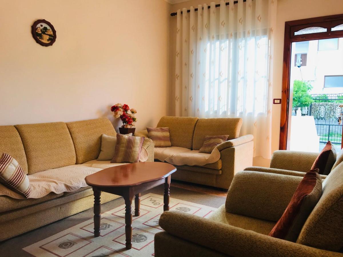 Villa Ajla Durrës Esterno foto